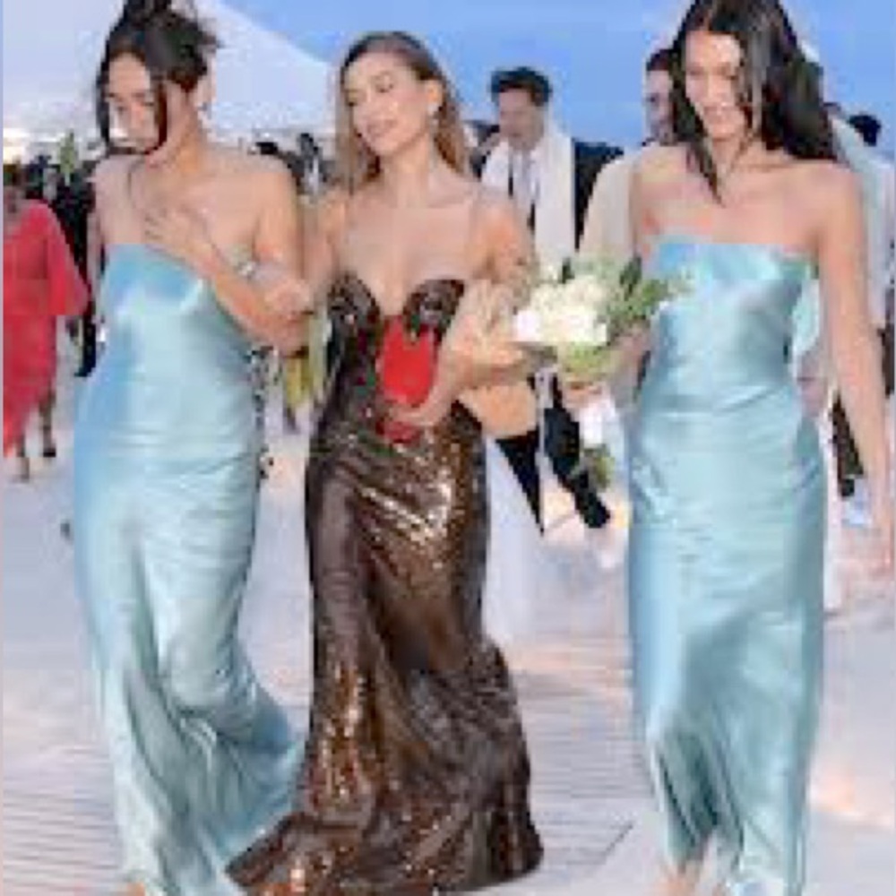 Bec+bridge Moondance dress as Kendal Jenner dress